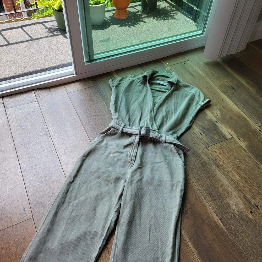 Zara Womens Sage Green Denim Belted Utility Jumpsuit Short Sleeve XS 1887/163
